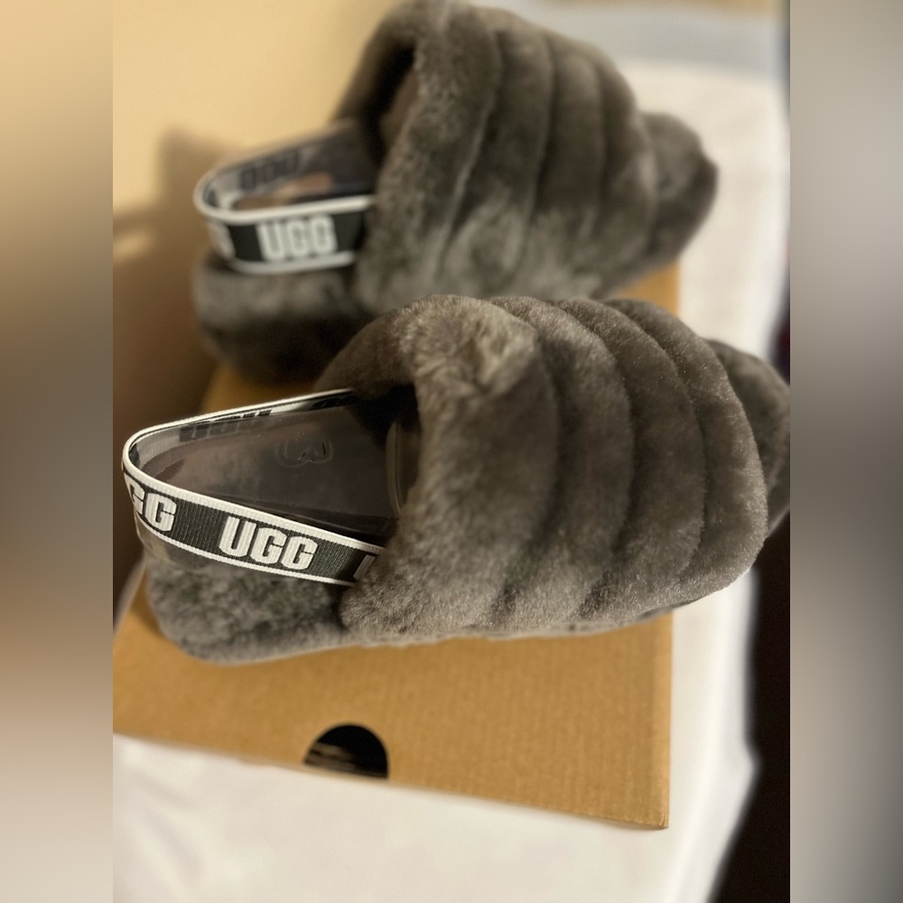 NEW! UGG Fluff Yeah Slide (Kids)